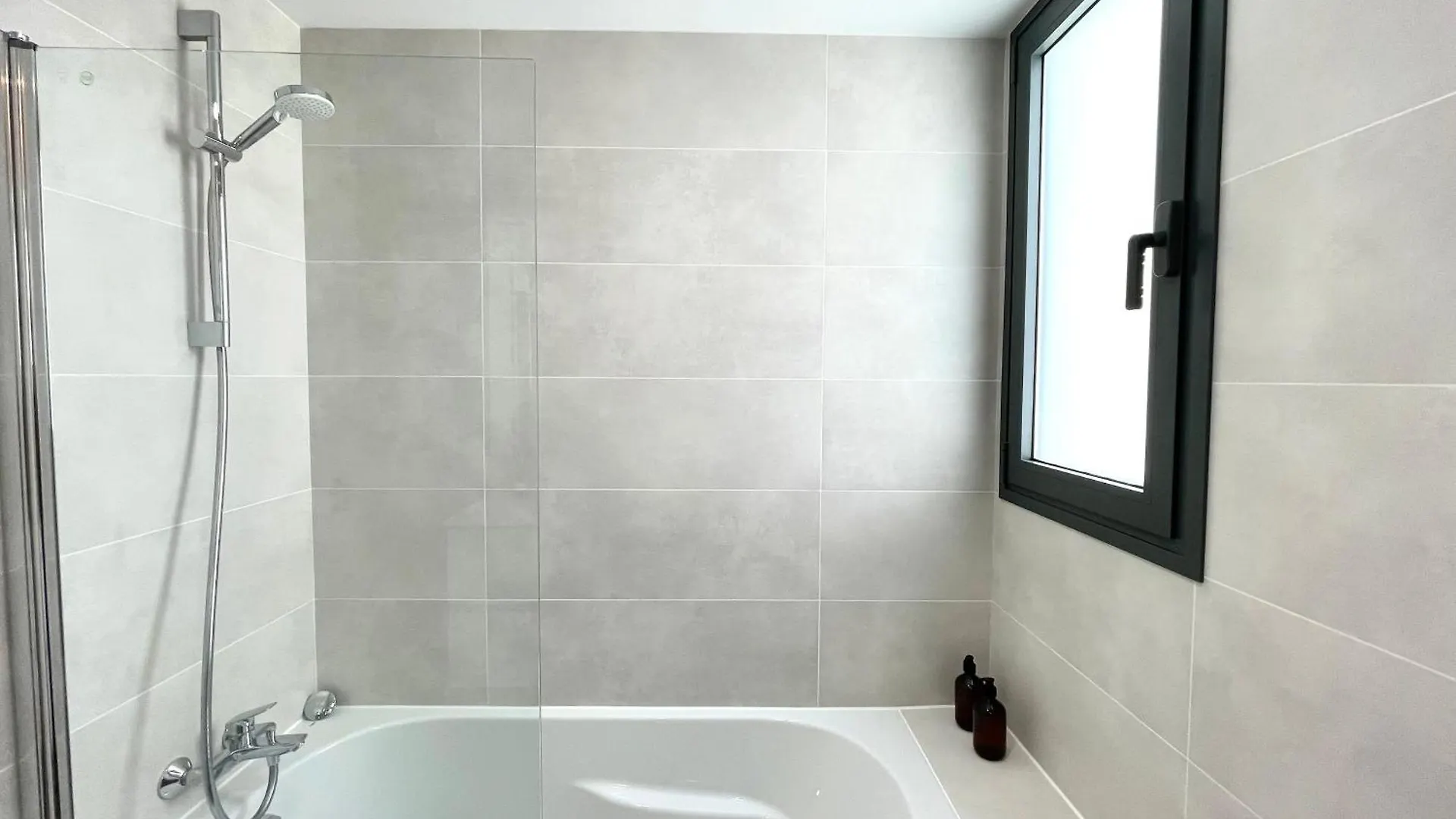 Majestic Apartment By The Beach, Fuengirola
