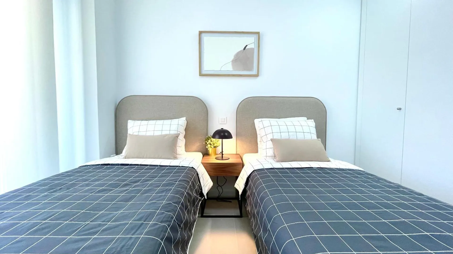 Majestic Apartment By The Beach, Fuengirola