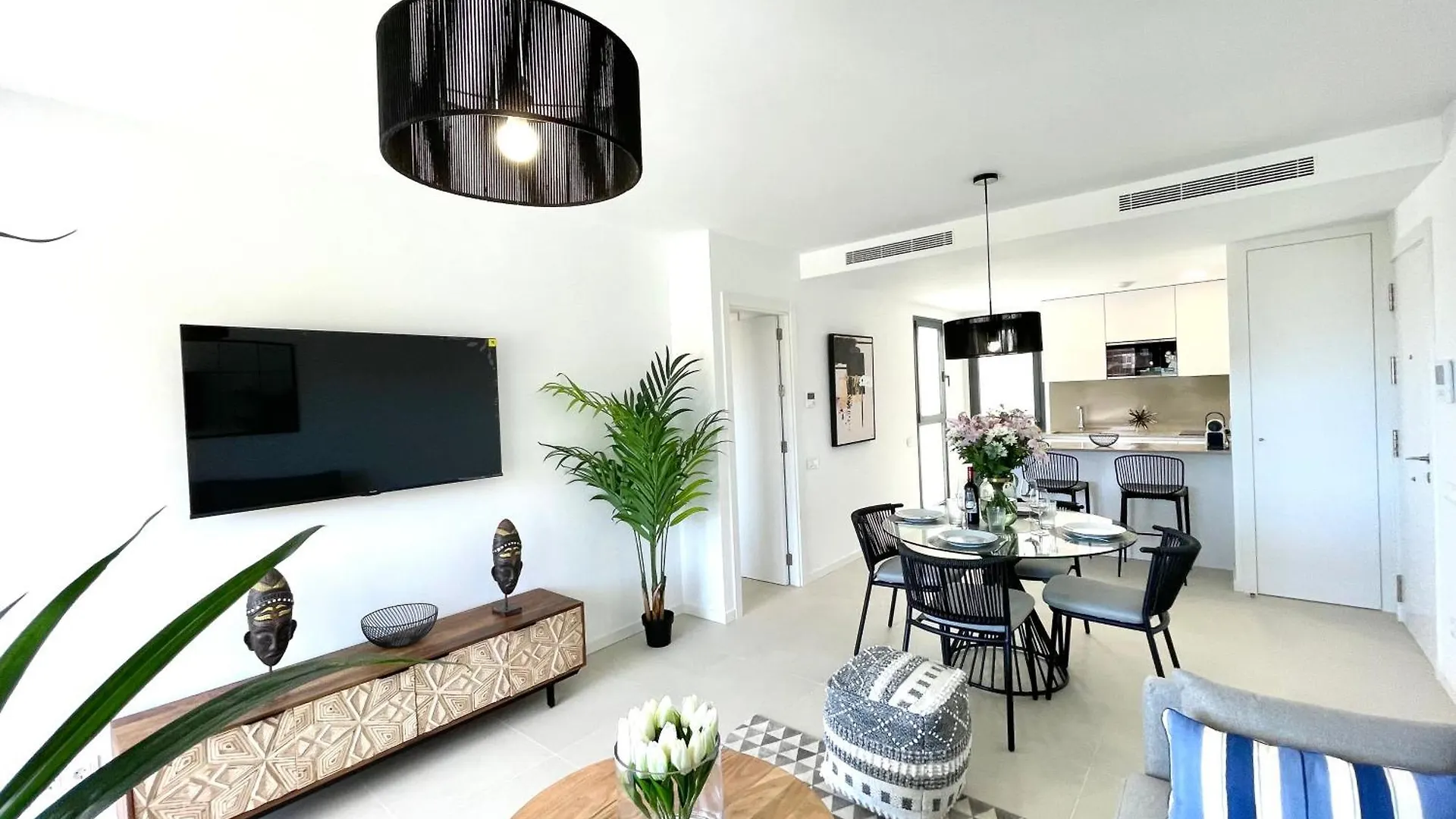 Majestic Apartment By The Beach, Fuengirola